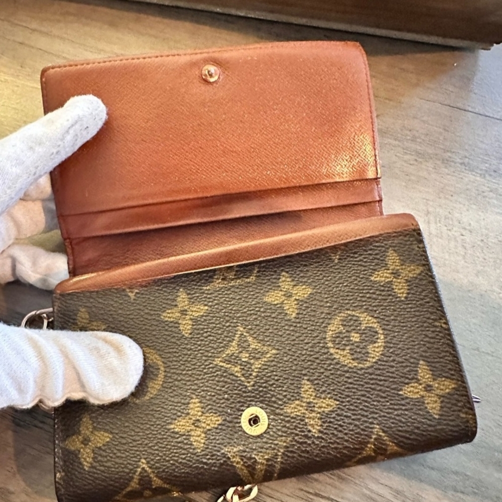 Louis Vuitton Brown Monogram Vintage Chain Bag - Picture 7 of 14